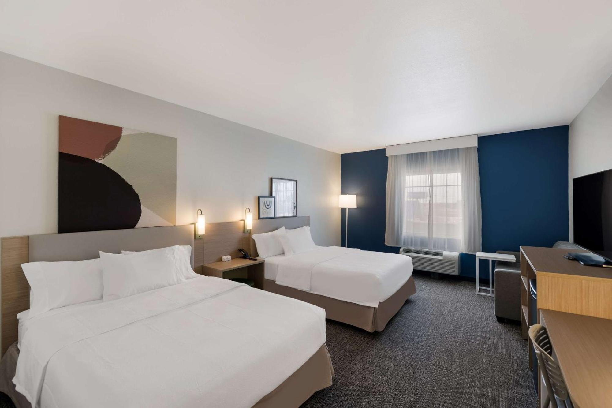 Spark By Hilton Midland South Exterior photo