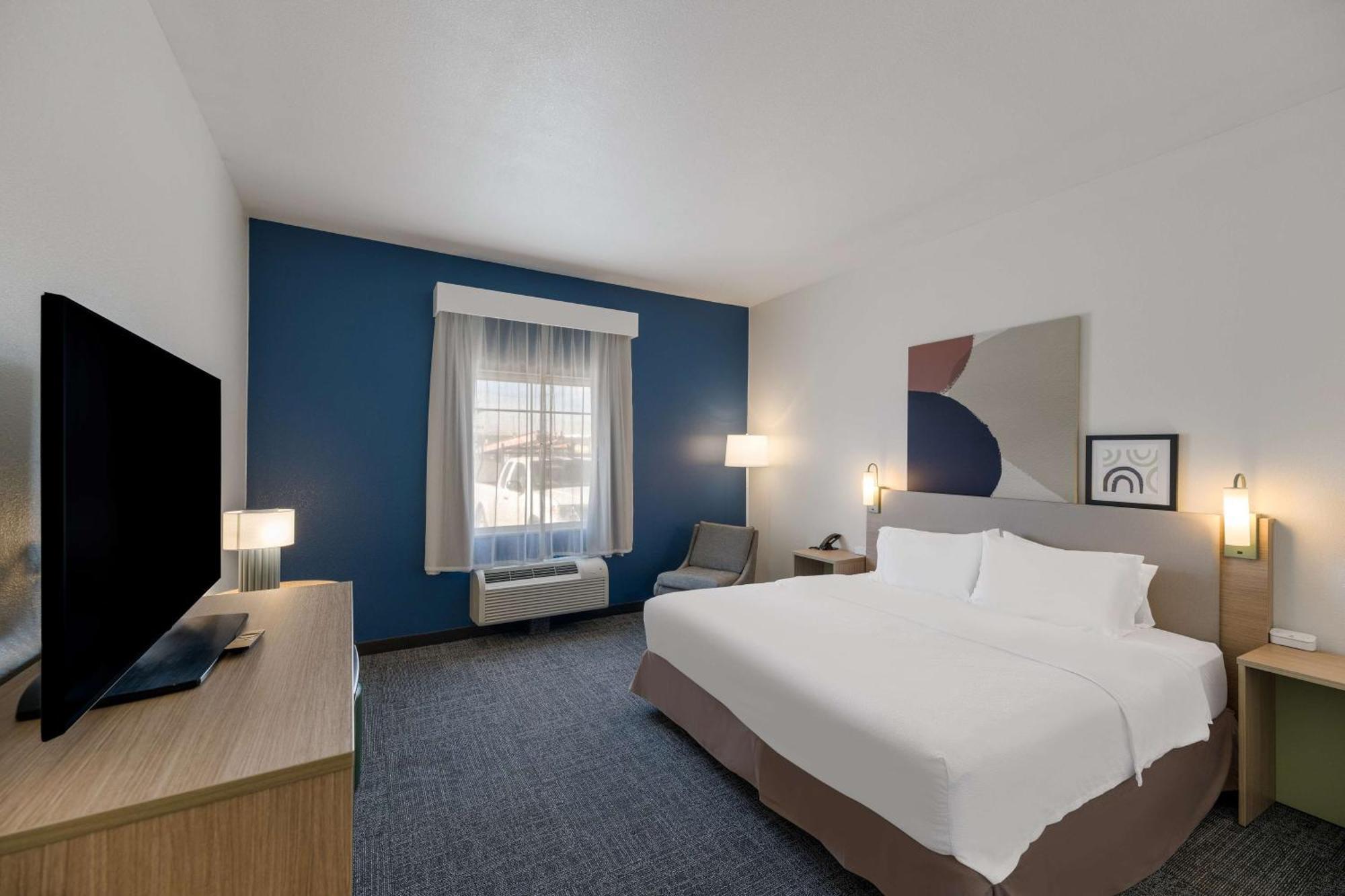 Spark By Hilton Midland South Exterior photo